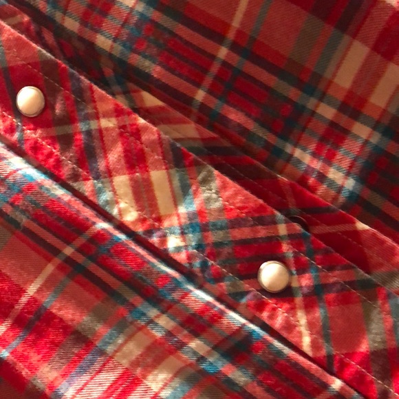 Levi’s flannel - Picture 5 of 5